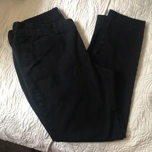 Old Navy Black Ankle Pixie Pants